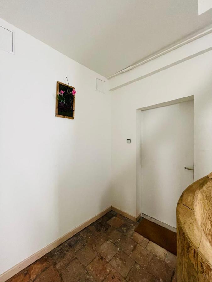 Entre 2 Rives Echappee Amboisienne Avec Sauna Partage 阿姆博斯 外观 照片
